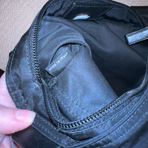 Authentic Prada Vela Nylon Messenger Crossbody Bag - Picture 5 of 7